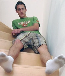 Smelly teen boy feet 3 5c3e3e9f780c6.jpg