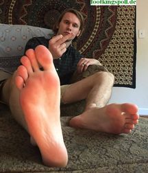 Boy feet 18 5c3f639dc7a9f.jpg