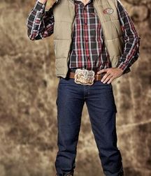 Models and boots 5c3f8a6cd5218.jpg