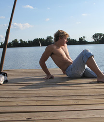 Sexy Guys 5c3f94199373e.jpg
