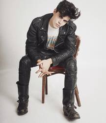 Guys in boots 5c3fe13a29170.jpg