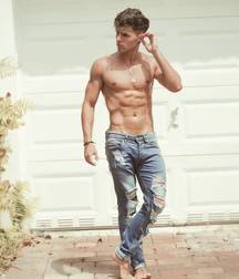 Jocks 2 5c4348f2e951c.jpg
