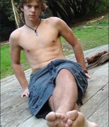 Worship boys feet 3 5c435abc418b5.jpg