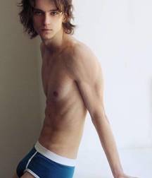 Twinks 8 5c43fa72e9e33.jpg