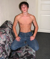 Chris 5c44750230a78.jpg