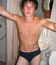 Chris 5c4475035ba23.jpg