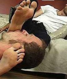 Foot worship 2 5c461087ca275.jpg