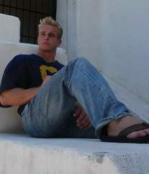 Flip flops feet 5c471c64ec8e3.jpg