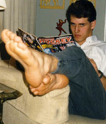 Barefoot boys 4 5c473fbf7c328.jpg
