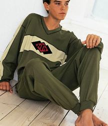 Barefoot boys 4 5c473fc1bad09.jpg