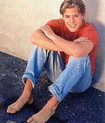 Barefoot boys 4 5c473feae9a65.jpg