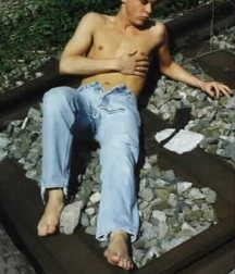 Barefoot boys 4 5c473fec11d38.jpg