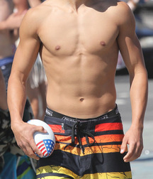 Hotties 3 5c488a56e92bf.jpg