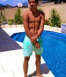 Hotties 3 5c488a6b74fd8.jpg