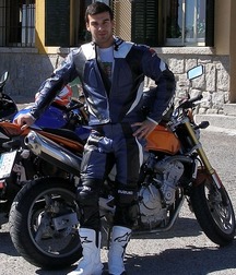 Biker Leather and boots 5c490cfee4b88.jpg