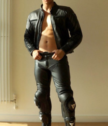 Leatherboys 2 5c4b14e81b0a3.jpg