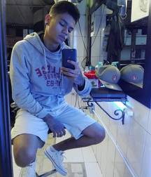 Sneaker boys 3 5c4b56bde4e09.jpg