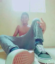 Sneaker boys 3 5c4b56cc66ddc.jpg