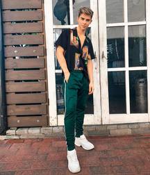 Twinks and jocks 2 5c4da2d56f641.jpg