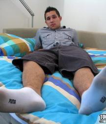 Dirty smelly socks 5c4de89b455c7.jpg