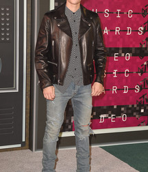 Leather and boots 2 5c51978f33d61.jpg