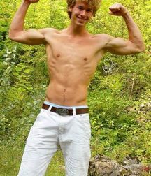 Sexy boys 5c5232f125ac7.jpg