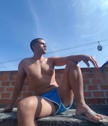Speedo and beach boys 5c5372ec99745.jpg
