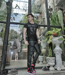 Leatherboys 4 5c549555a8882.jpg