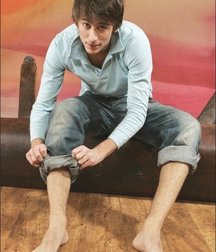 Boy feet 29 5c57121d34762.jpg