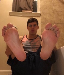 Barefoot boys 5 5c58bd7637ca2.jpg