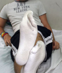 Beautiful boy feet 5c61d10e6a7b8.jpg