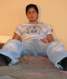 Beautiful boy feet 5c61d11b32cbc.jpg