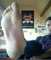 Beautiful boy feet 5c61d139e63c2.jpg