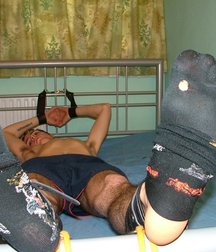 Foot worship 3 5c6208ca5aaea.jpg
