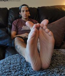 Sweaty boy soles 5c62e6961d7c6.jpg