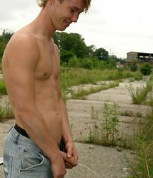 Pee boys 4