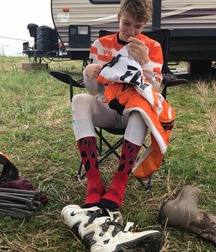 Country boys 5c65989787f4e.jpg