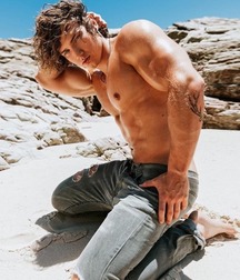 Nordic guys 5c65b982d4d17.jpg