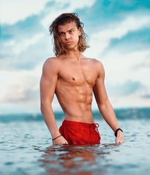 Nordic guys 5c65b99814d61.jpg