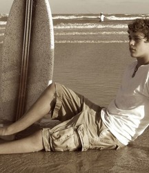 Celebs feet 5c65e8b05fe7a.jpg