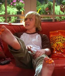 Celebs feet 2 5c65e8ecdc371.jpg