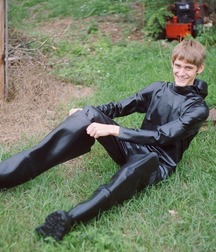 Farmboys in boots 5c6720b92045c.jpg