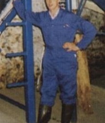 Farmboys in boots 5c6720de14929.jpg