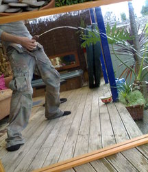 Taking a leak 2 5c6735564b3c8.jpg