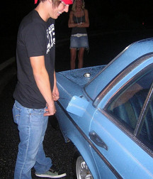 Taking a leak 2 5c67356e56d2d.jpg