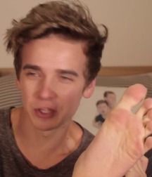 Smelly boy feet 4 5c6761b798cf2.jpg