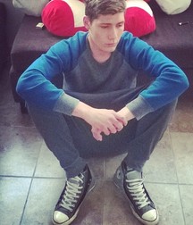Chucks 5c68193ec7d0b.jpg