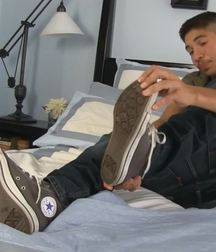 Chucks 5c68194e10f92.jpg
