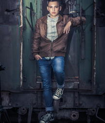 Chucks 5c68194ff1a15.jpg