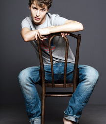 Barefoot beauties in jeans 5c694ccdb980a.jpg